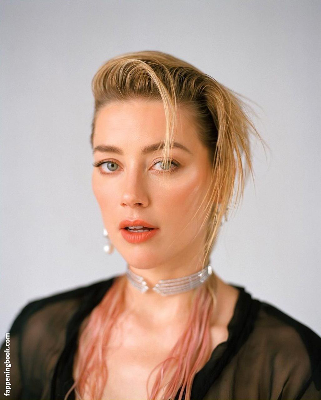 Amber Heard Amberheard Nude OnlyFans Leaks The Fappening Photo