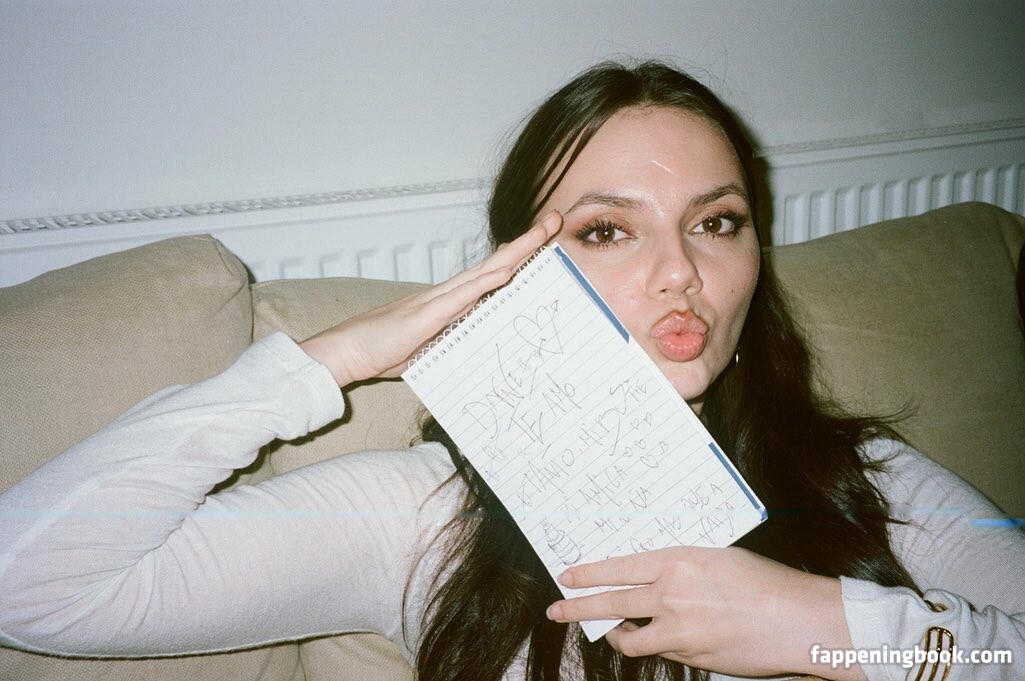 Dafne Keen Lauradafne Nude Onlyfans Leaks The Fappening Photo