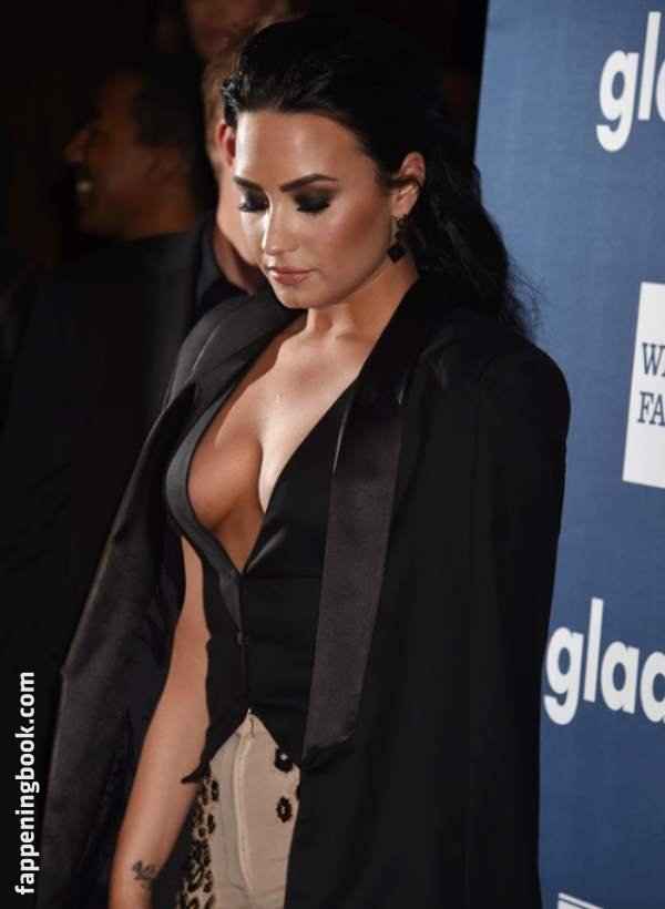 Demi Lovato Nude The Fappening Photo Fappeningbook