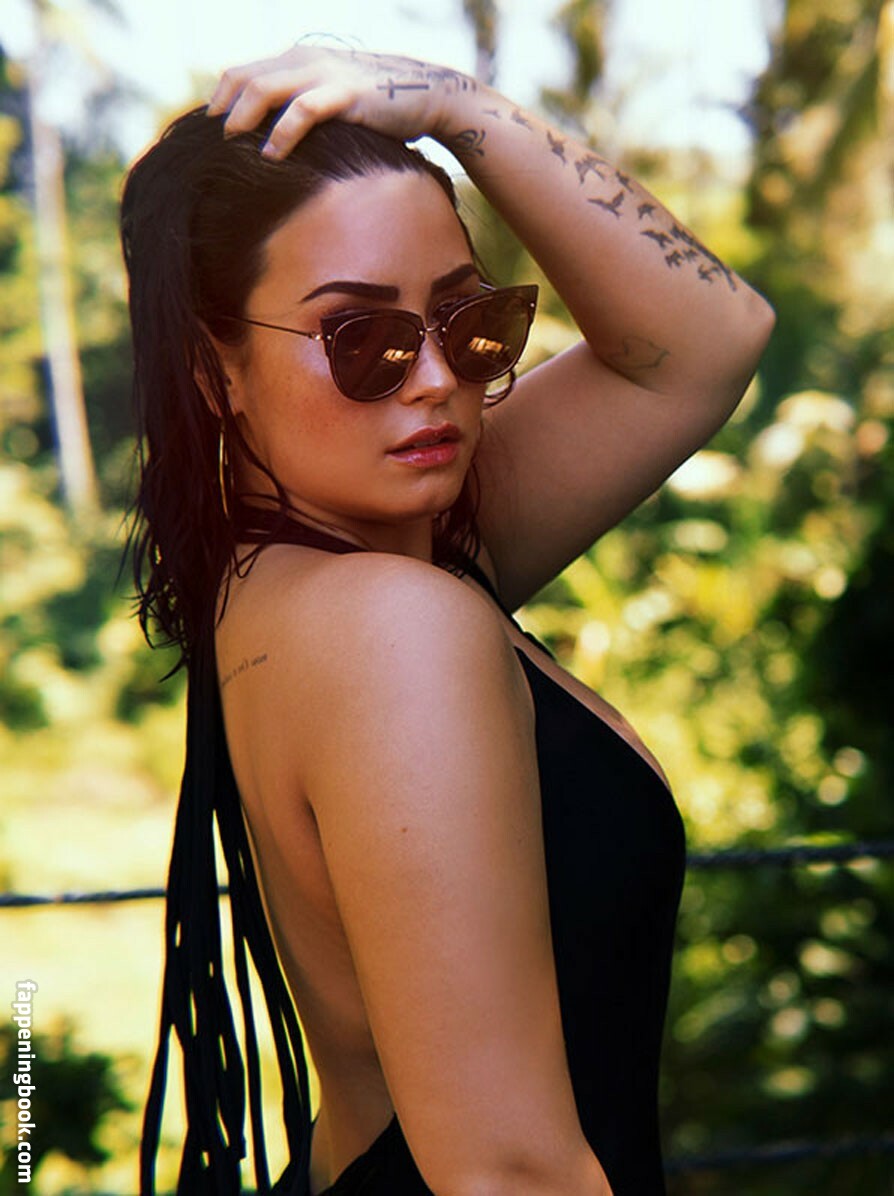 Demi Lovato Nude The Fappening Photo Fappeningbook