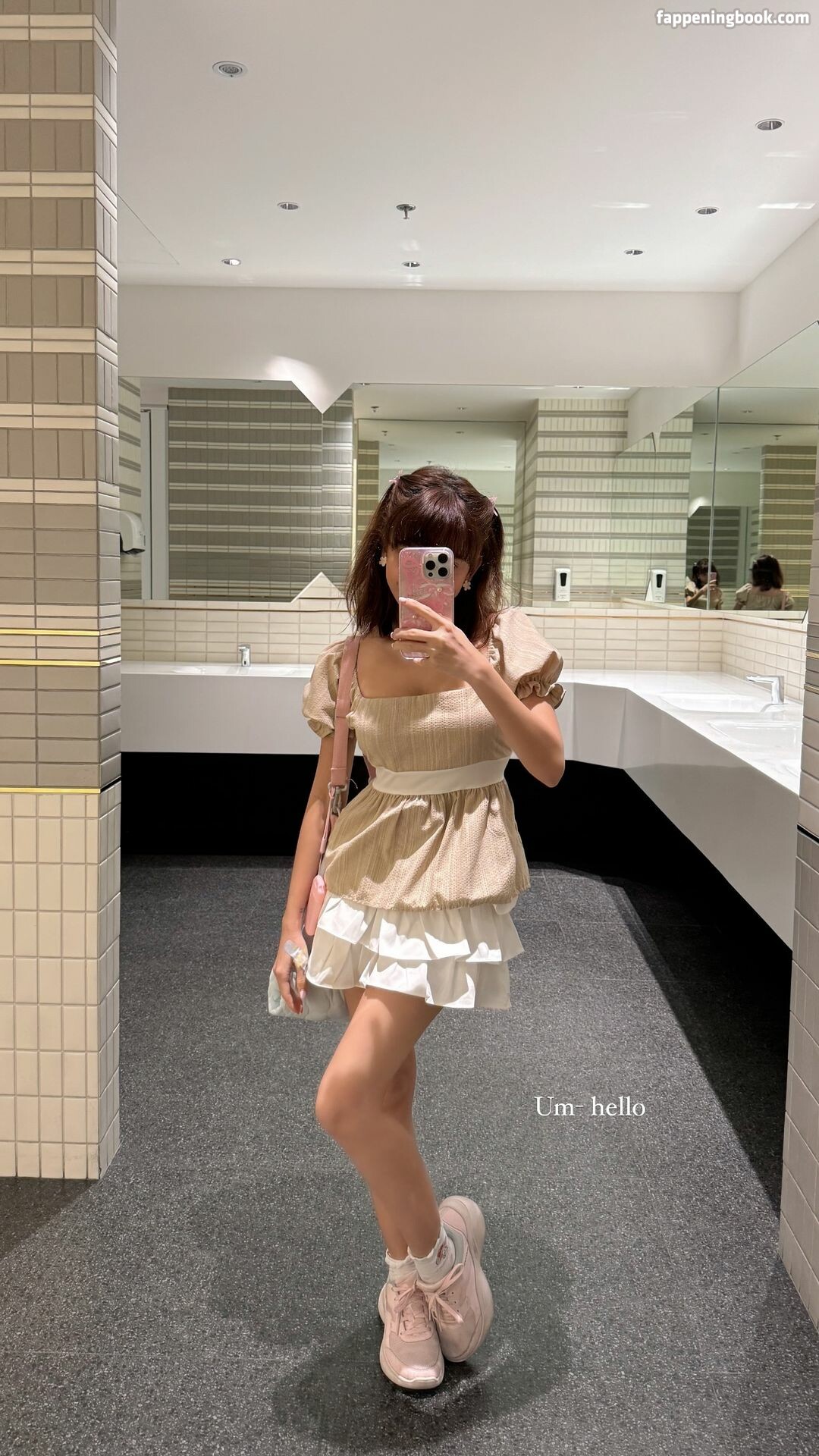 Eeeveenara Eevee Enara Eeveenara Nude OnlyFans Leaks Fappening FappeningBook