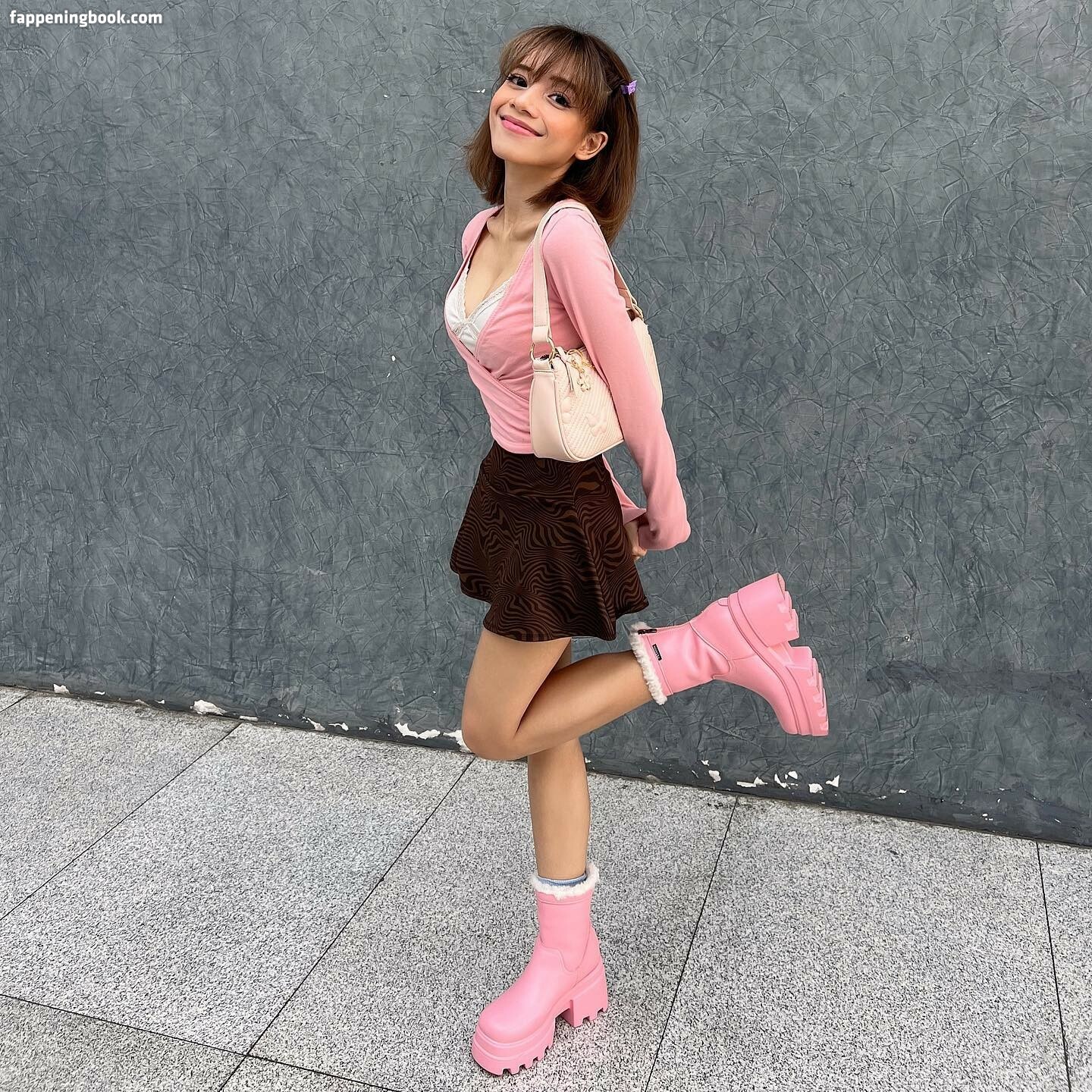 Eevee Enara Eeveenings Eeveenara Nude OnlyFans Leaks Fappening FappeningBook