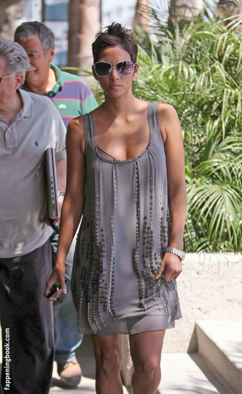 Halle Berry Nude The Fappening Photo Fappeningbook