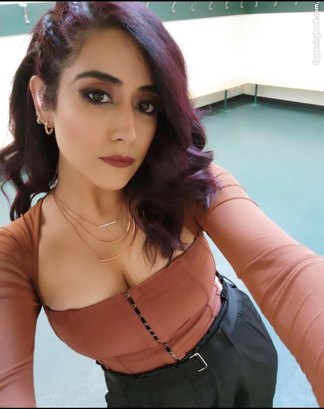 Jonita Gandhi Nude Onlyfans Leaks Fappedia