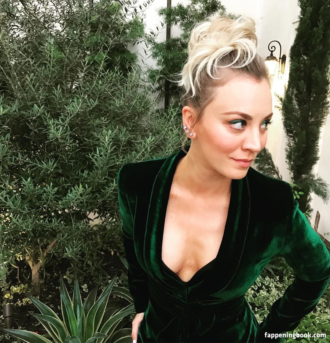 Kaley Cuoco Nude The Fappening Photo 1420771 FappeningBook