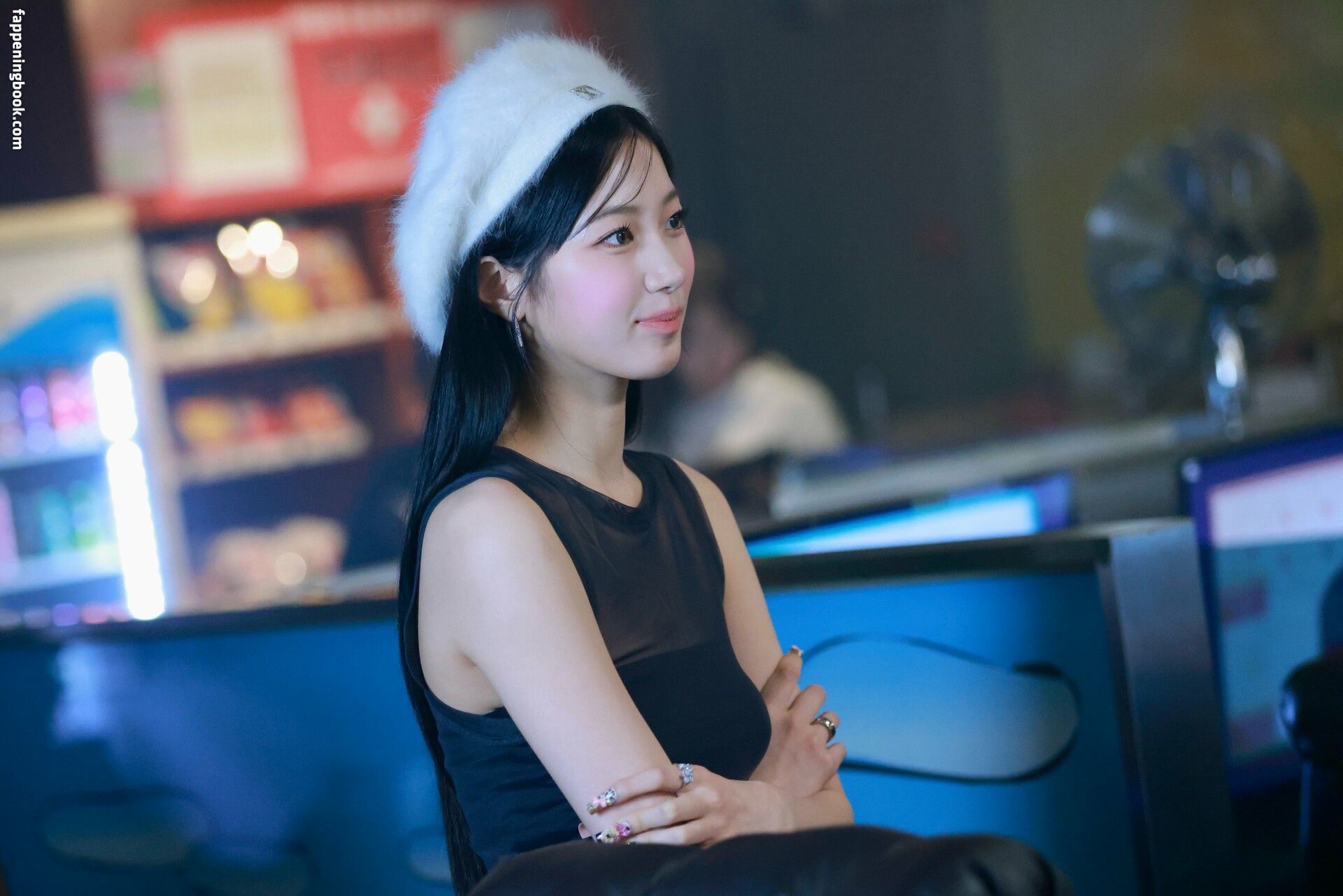 Kazuha Nakamura 中村 一葉 LESSERAFIM zuhazana Nude OnlyFans Leaks Fappening FappeningBook