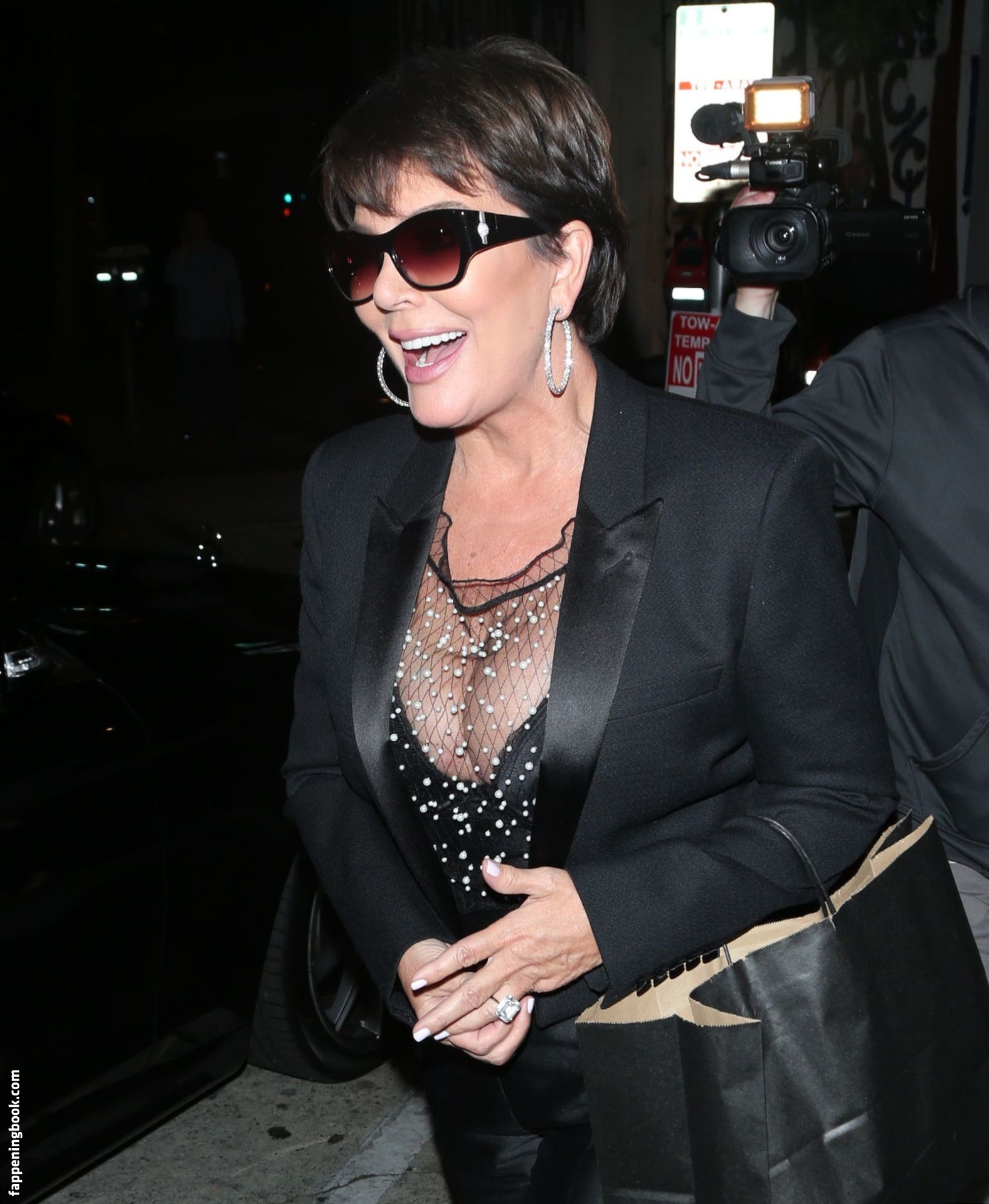 Kris Jenner Nude Sexy The Fappening Uncensored Photo 1018659