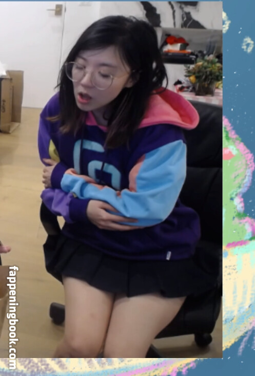 LilyPichu Onlysaber Nude OnlyFans Leaks The Fappening Photo