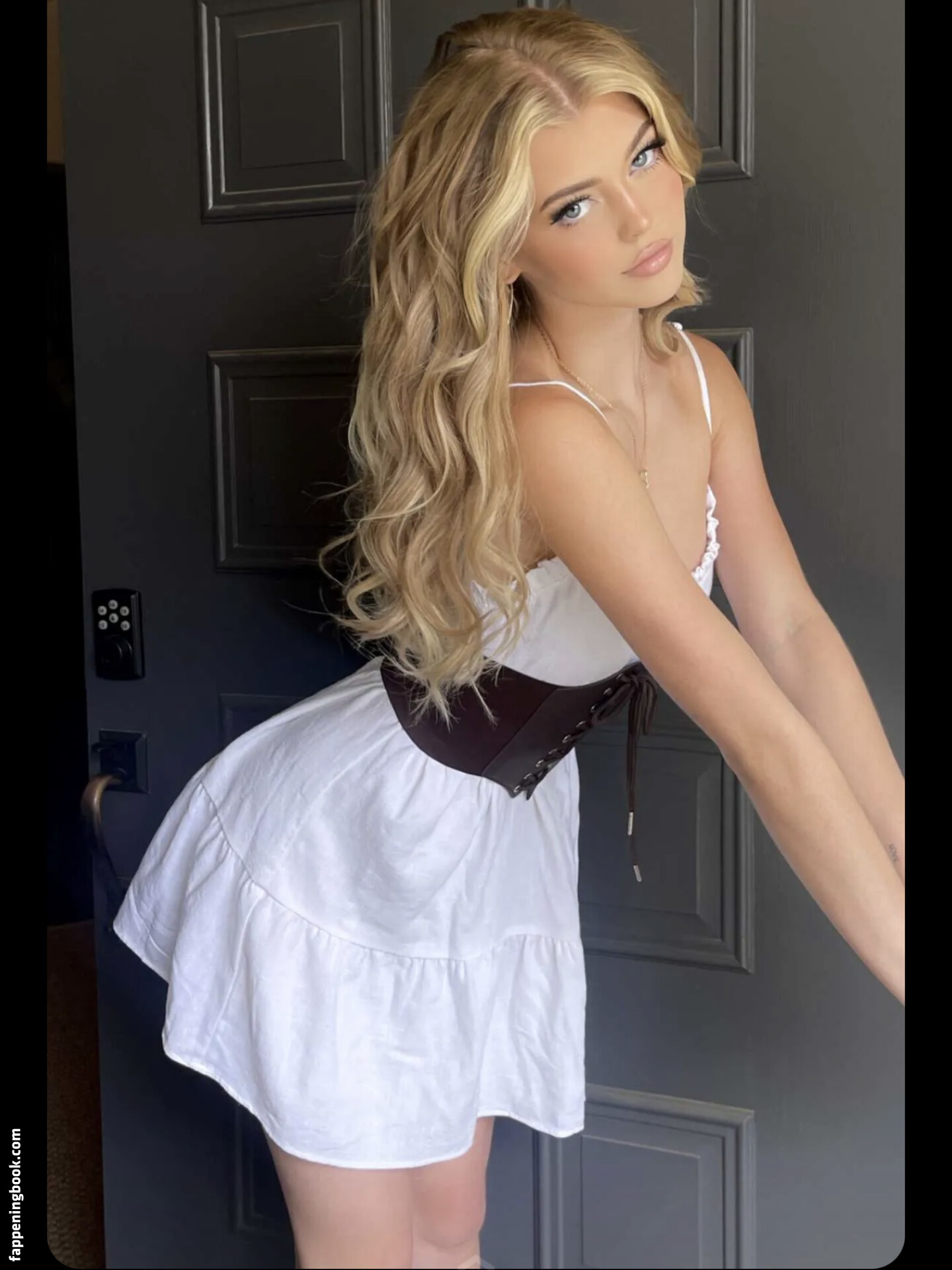 Loren Gray Lorengray Nude OnlyFans Leaks The Fappening Photo