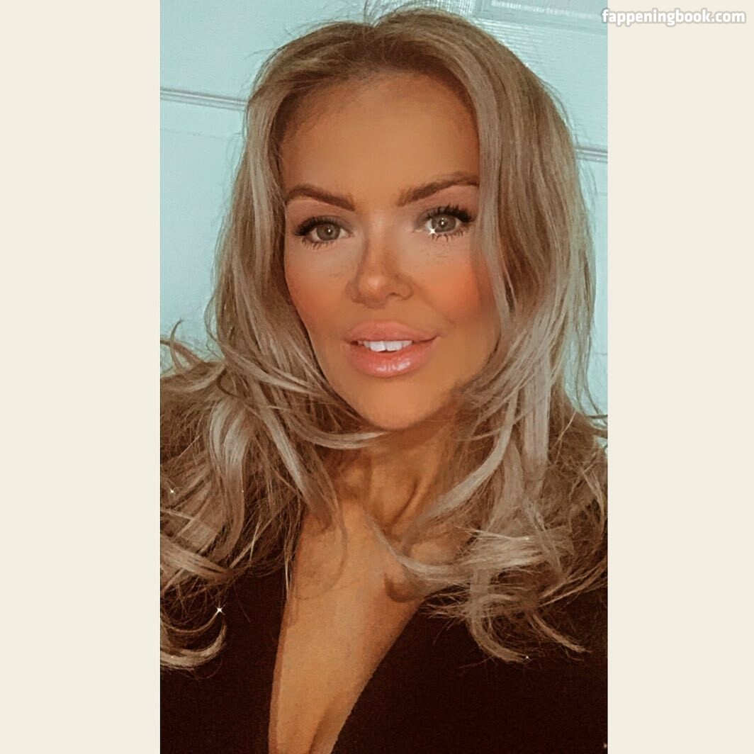 Nicole Farrell Glasgow Nude Onlyfans Leaks Leaks Free Erome