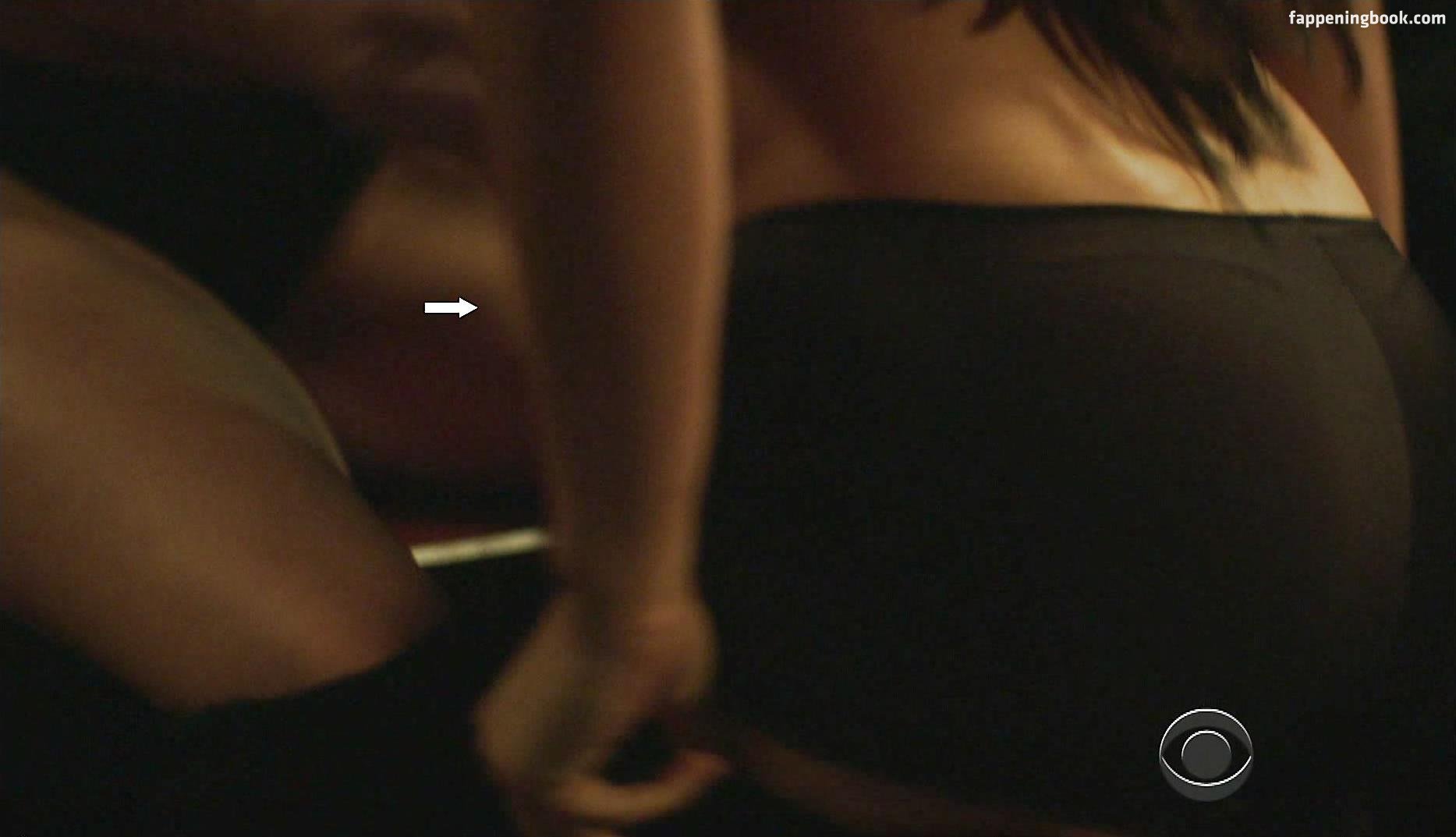 Sarah Shahi Sarahshahi Nude Onlyfans Leaks The Fappening Photo