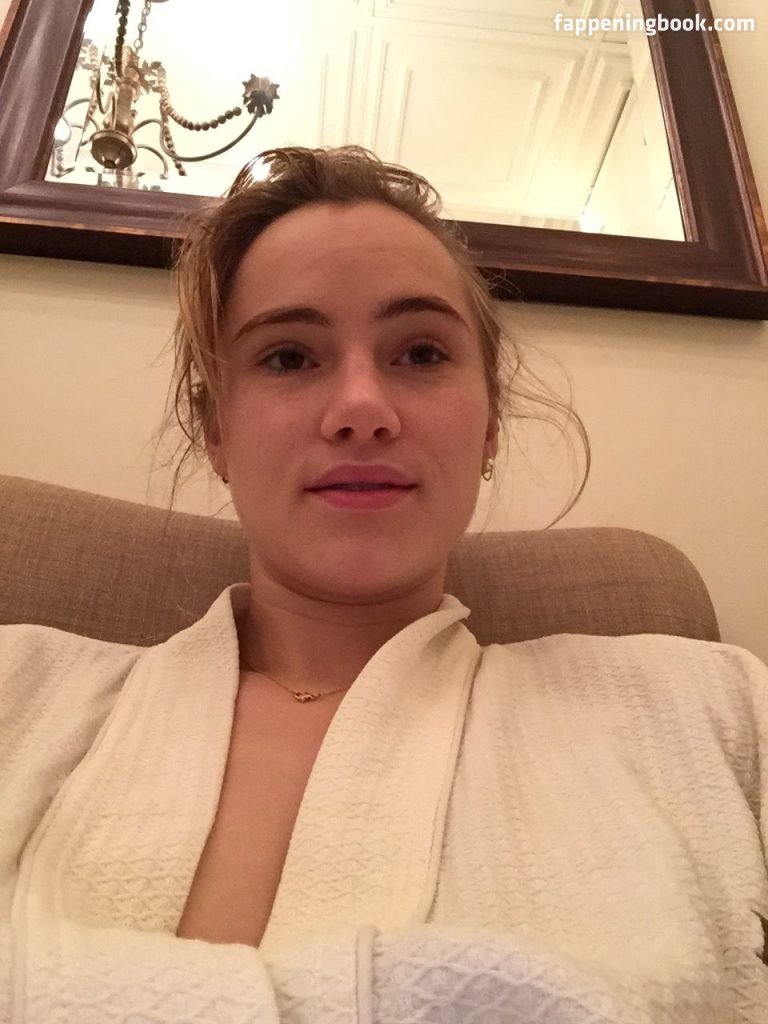 Suki Waterhouse Nude The Fappening Photo Fappeningbook