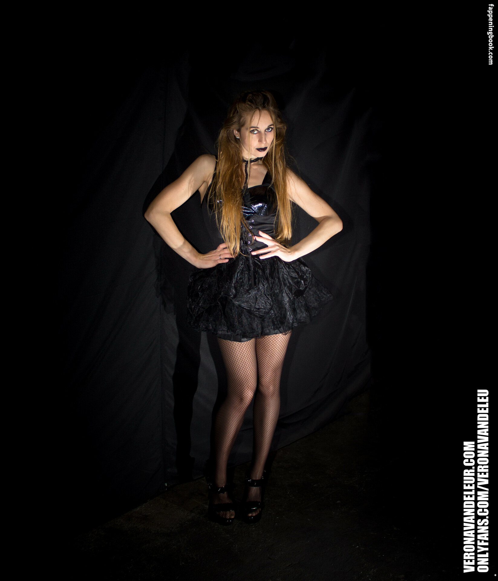 Veronagymnast Veronavandeleur Nude Onlyfans Leaks Fappening