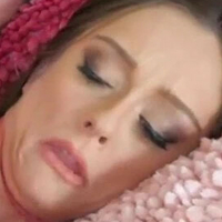 Baixinha Gozando Nude