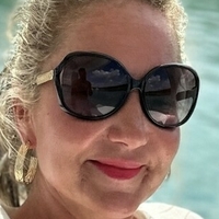Deinebianca Nude