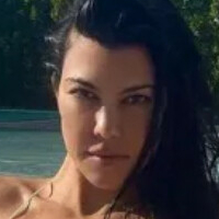Diskussion: Kourtney Kardashian Nude