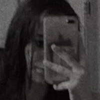 lineviea Nude