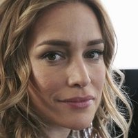 Piper perabo tits