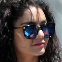 Vanessa Hudgens Sister Nude