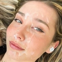 Veylarenee Nude