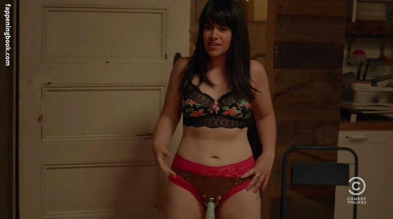 Abbi jacobson hot