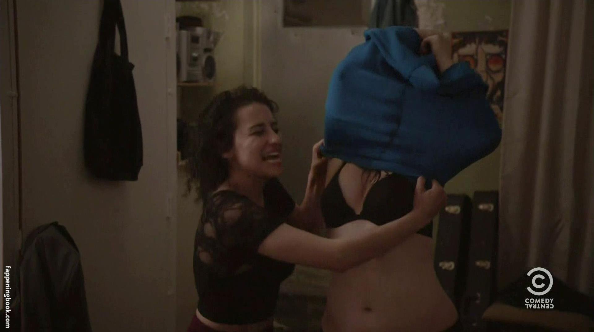 Abbi jacobson sexy