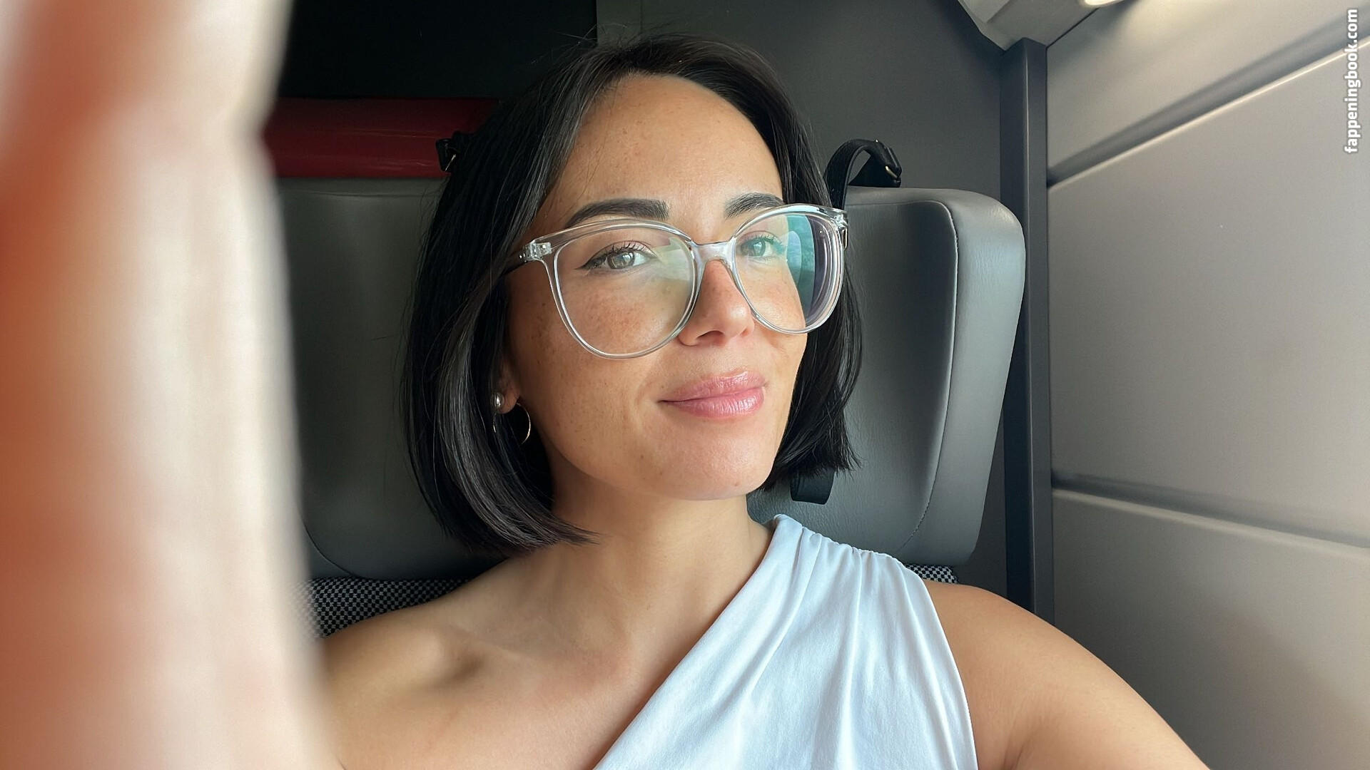 Agathe Auproux erome Latest Exclusive Leaked Photos