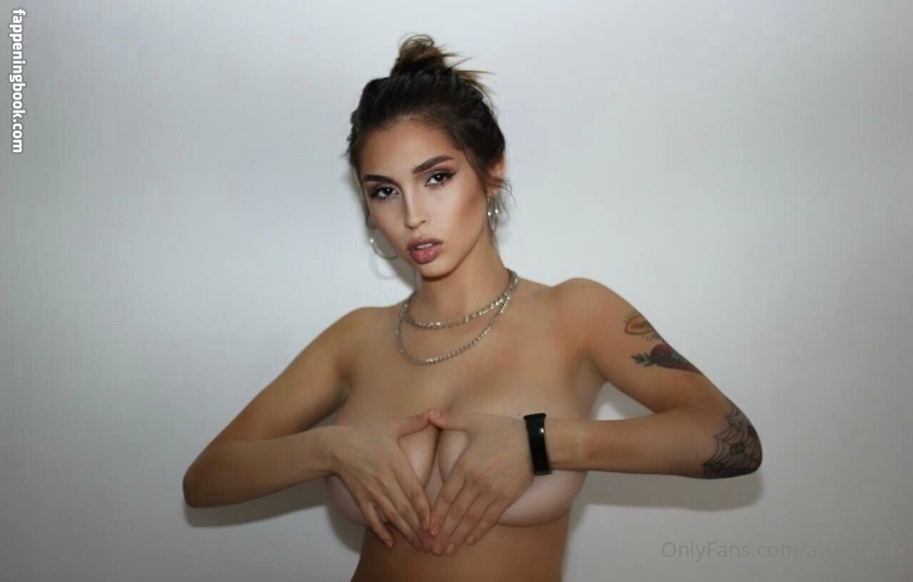 aisux Nude OnlyFans Leaks