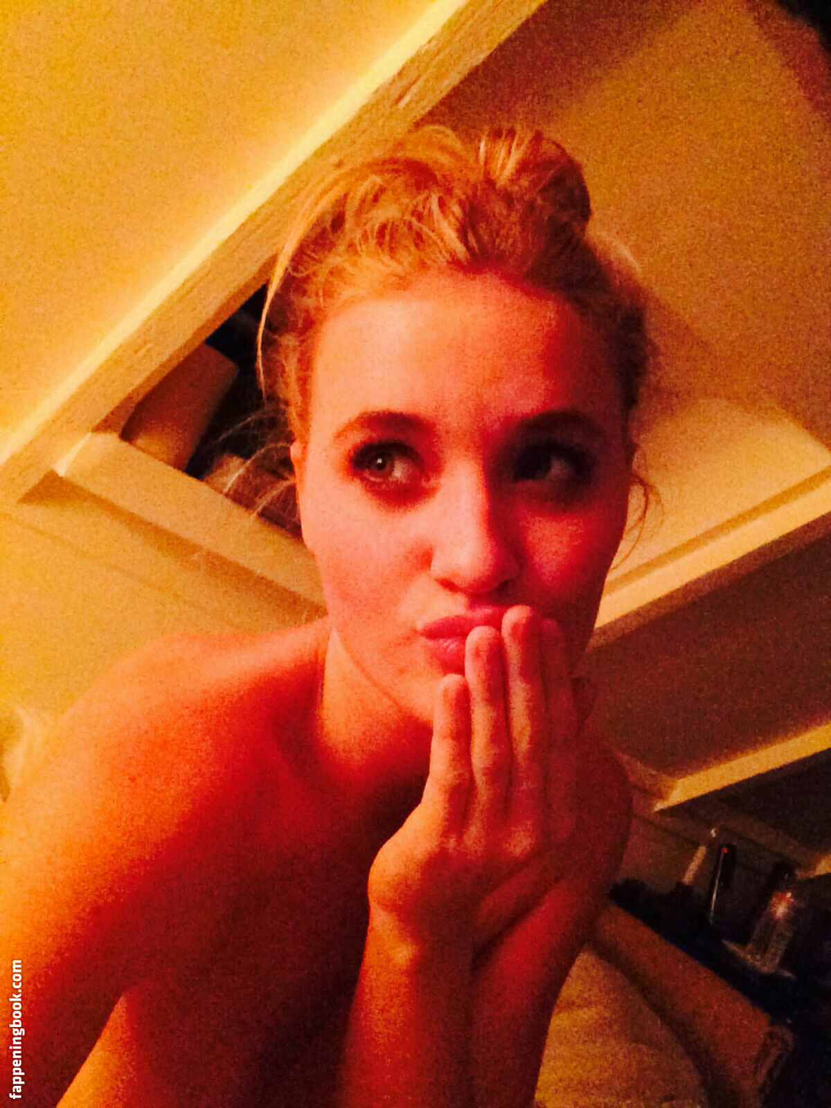 AJ Michalka erome Latest Exclusive Leaked Photos