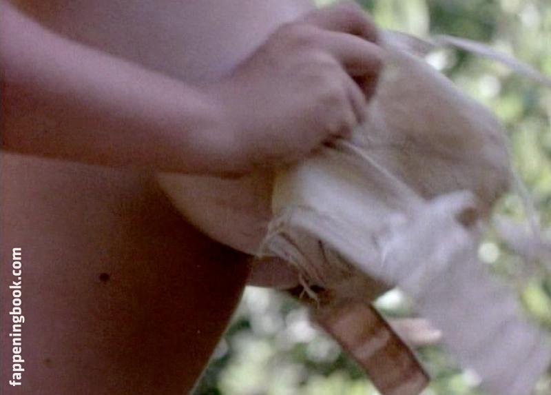 Alaina Capri Nude.
