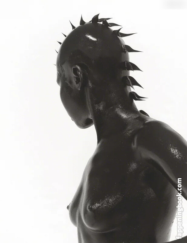 Alek Wek erome Latest Exclusive Leaked Photos