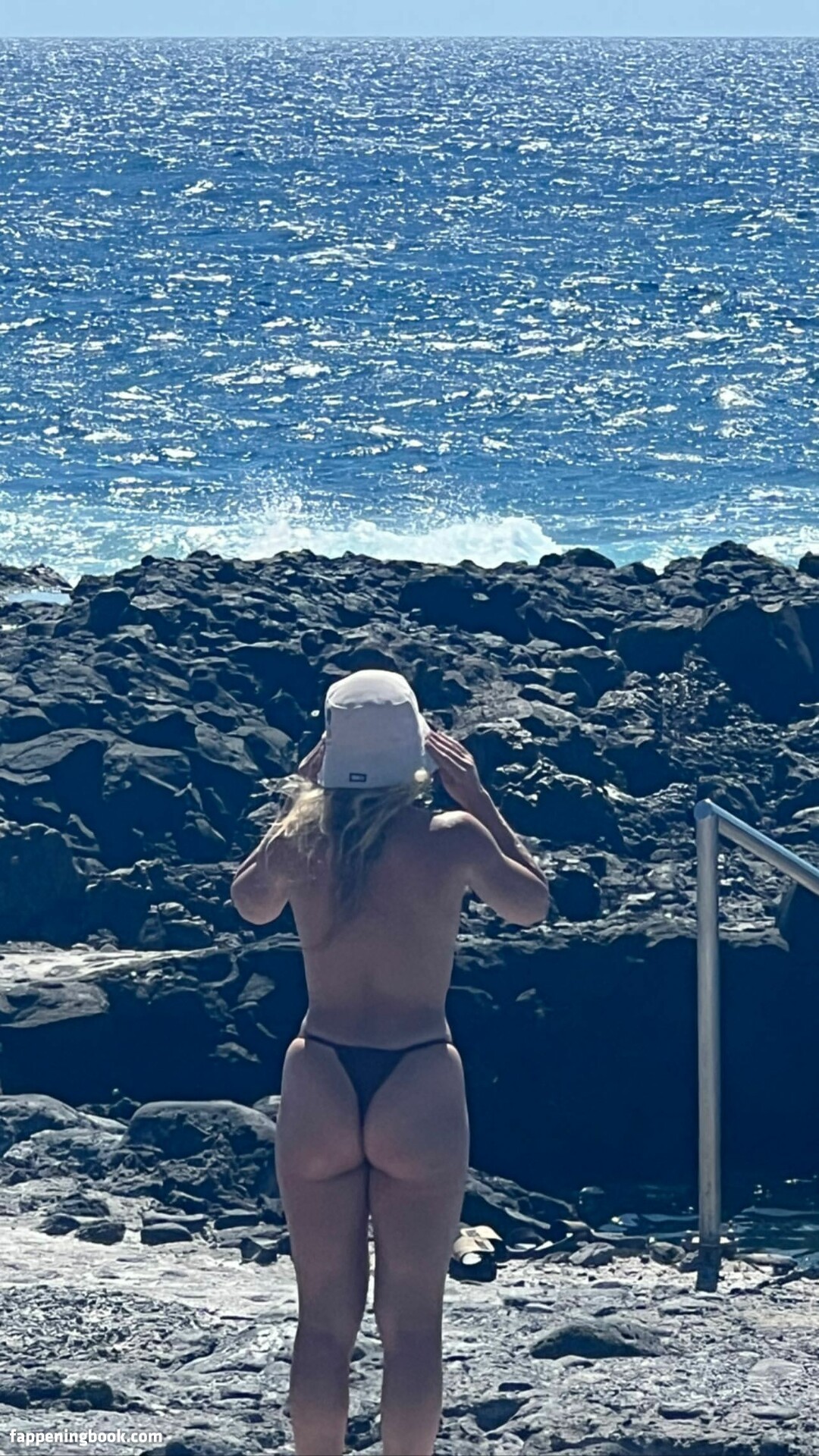 Alexandra Stan Nude