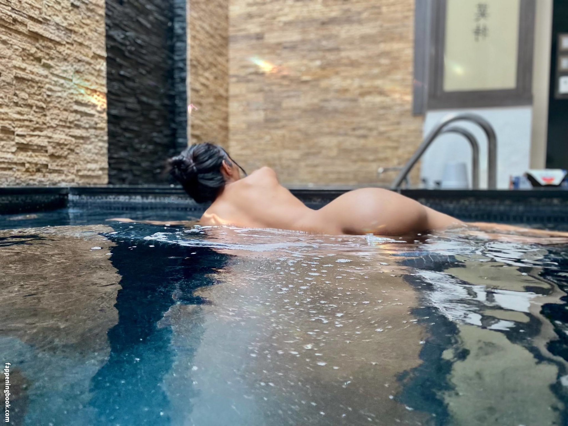 Alexia Lombardi Nude OnlyFans Leaks