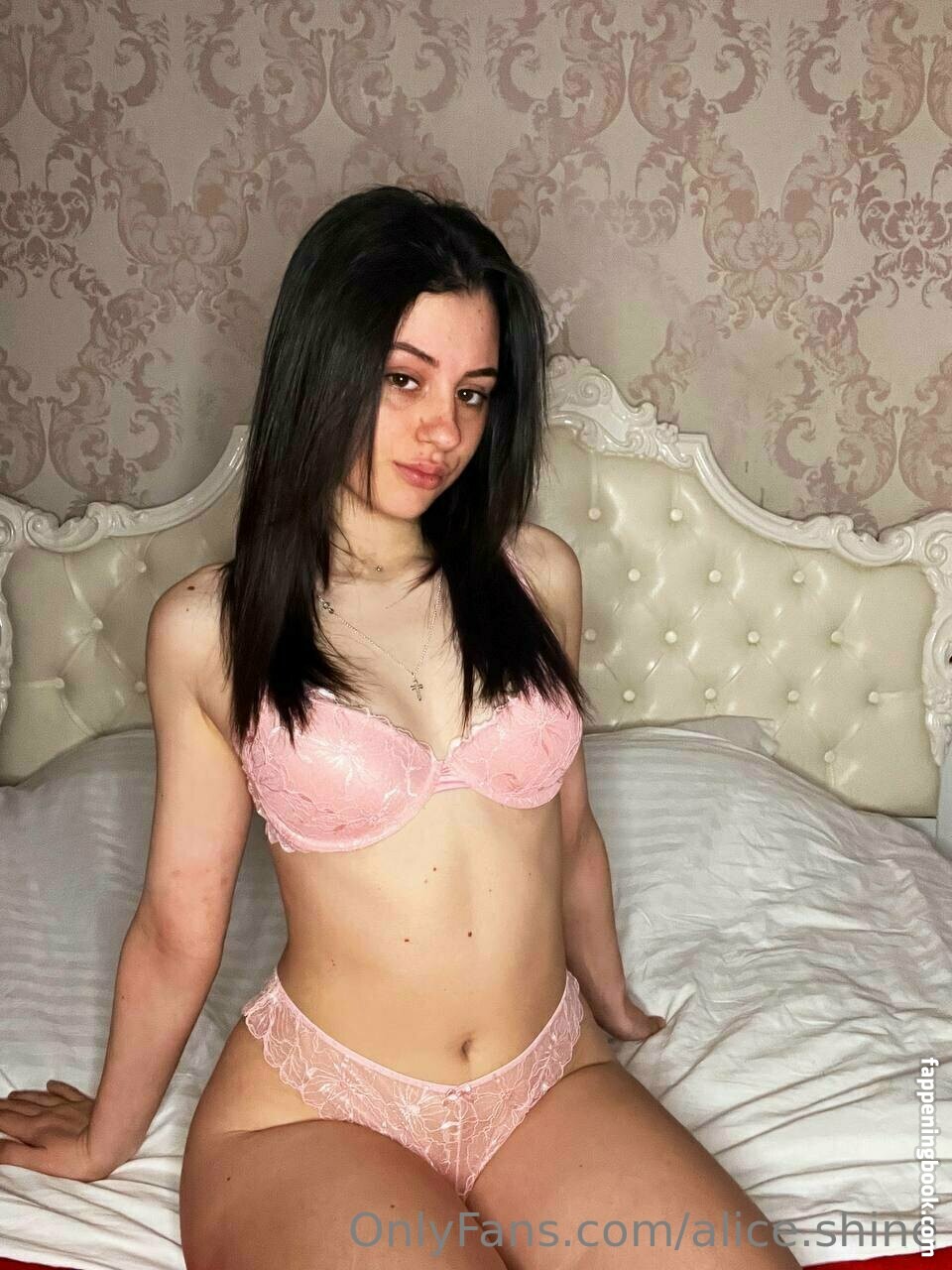 alice.shine Nude OnlyFans Leaks