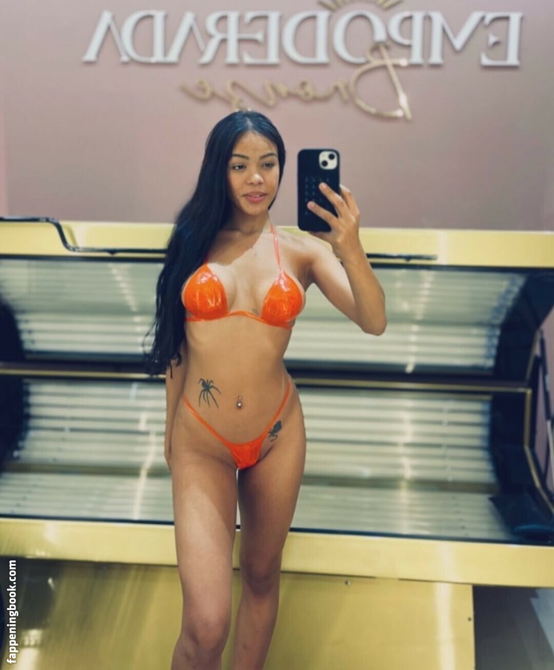Aline Vasconcelos Nude OnlyFans Leaks