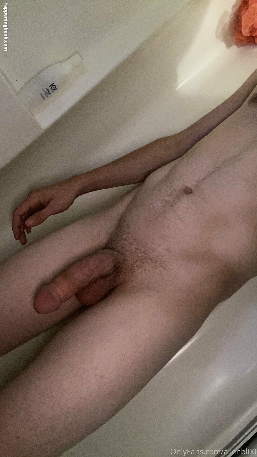 allenbl00 Nude OnlyFans Leaks