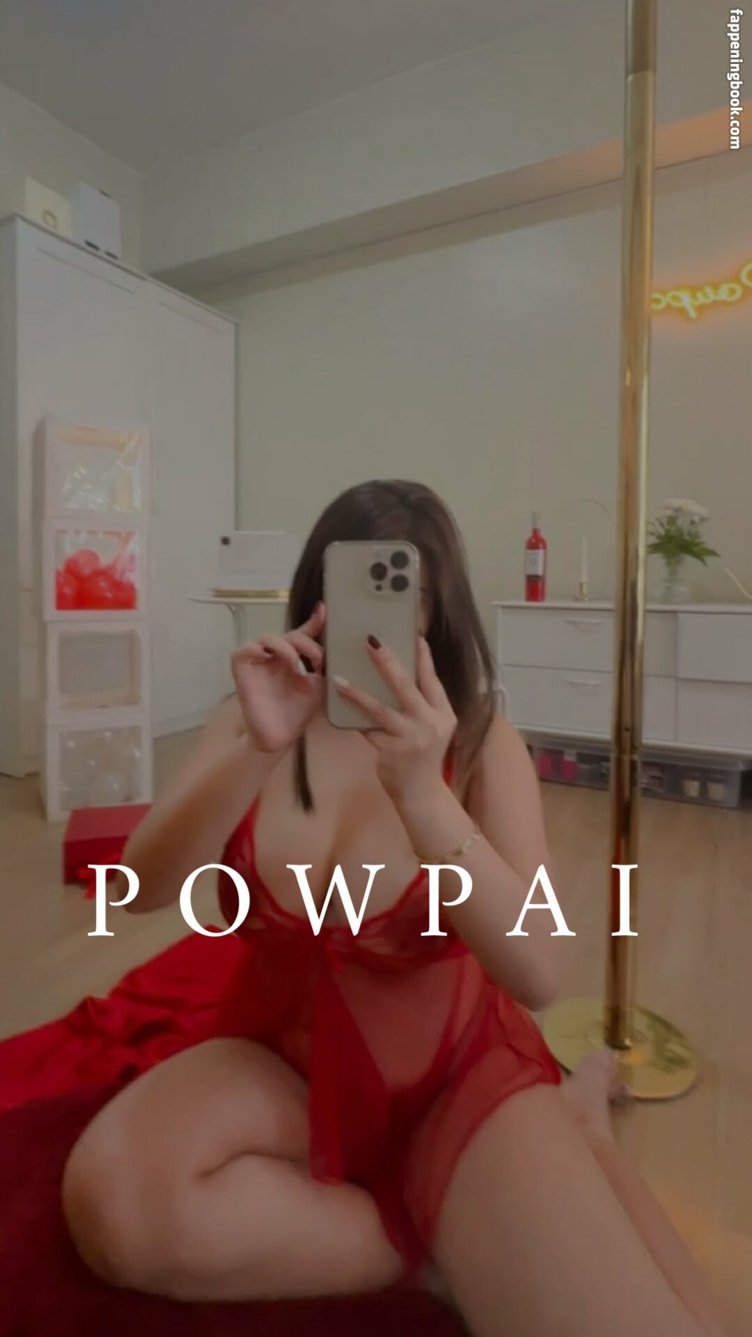 Alua Powpai Nude