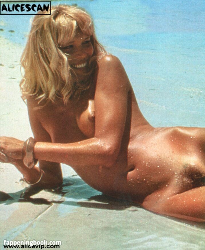 Amanda Lear Nude