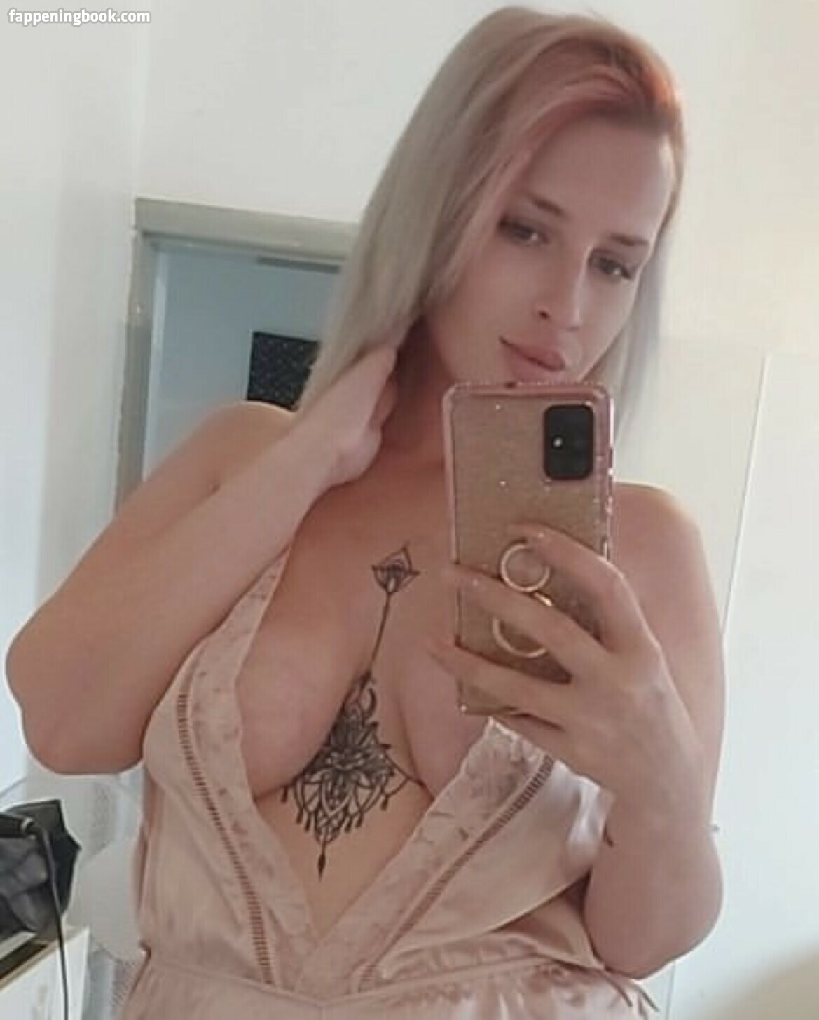 Amber Mackay Nude OnlyFans Leaks