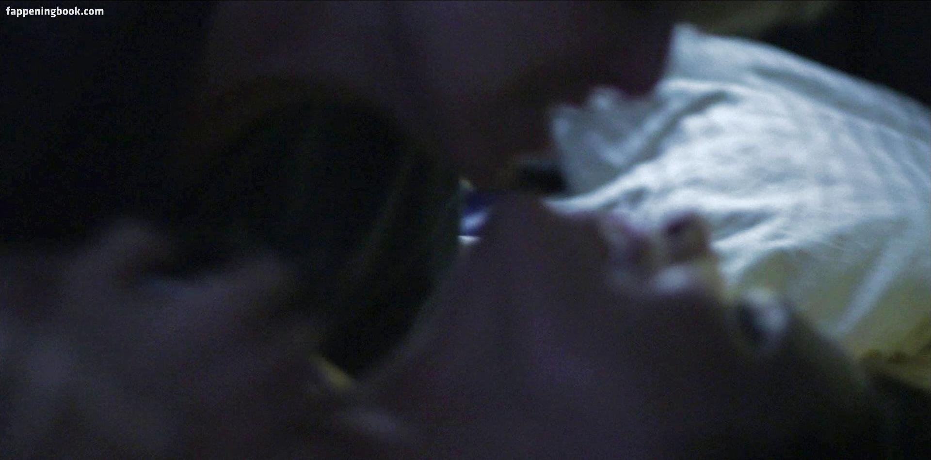 Amy Landecker Nude