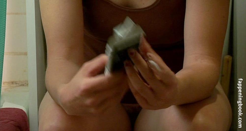 Amy seimetz nude