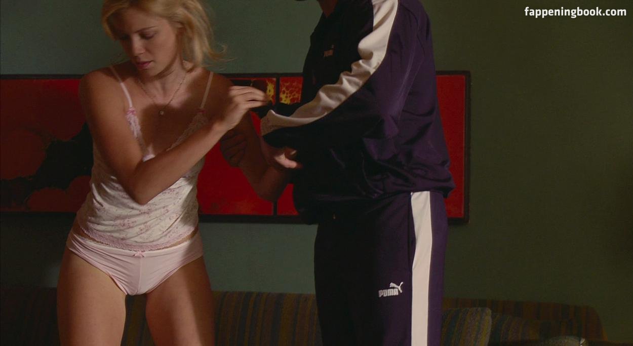 Amy Smart Nude, The Fappening - Photo #31049 - FappeningBook.