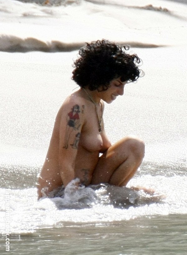 Amy Winehouse Nude, The Fappening - Photo #31318 - FappeningBook.