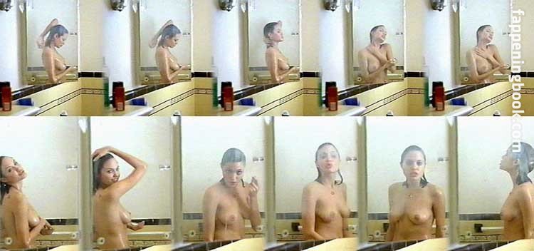 Angelina Jolie Nude