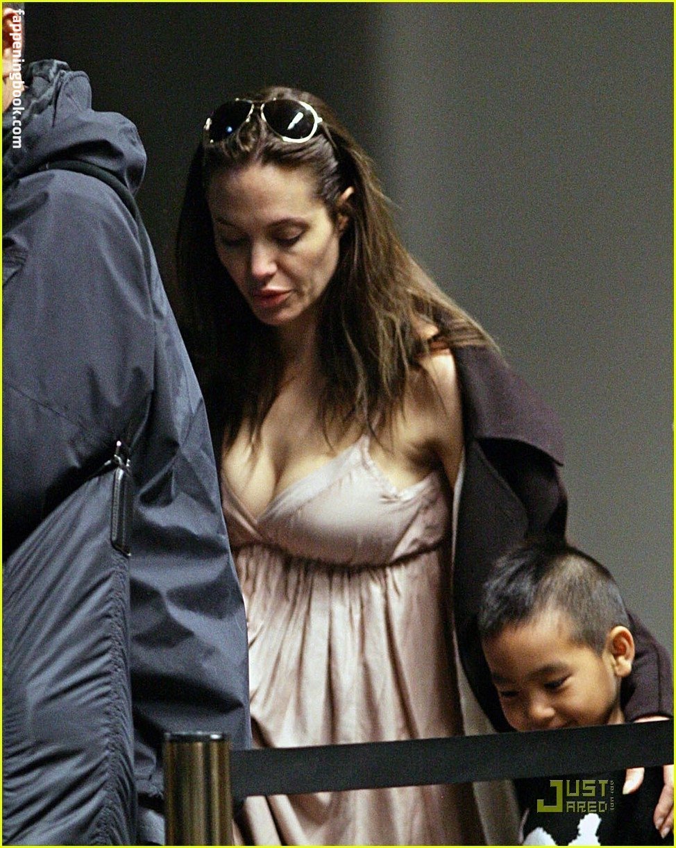 Angelina Jolie Nipples Naked