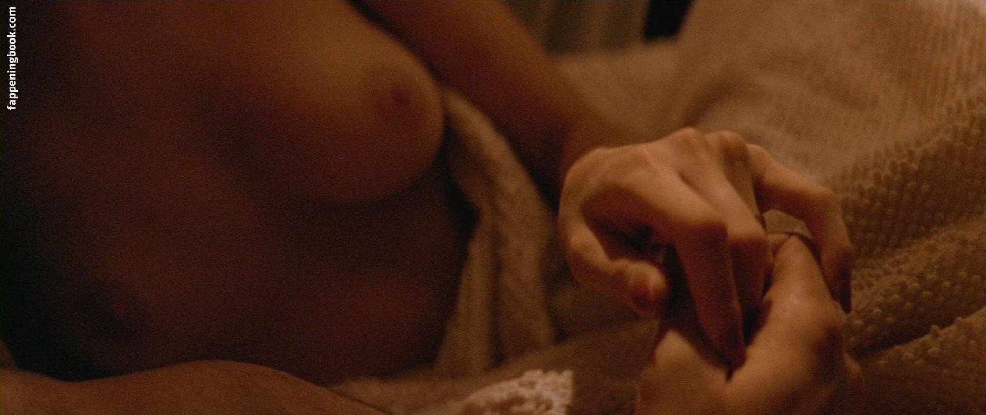 Angelina Jolie Nude, The Fappening - Photo #36481 - FappeningBook.