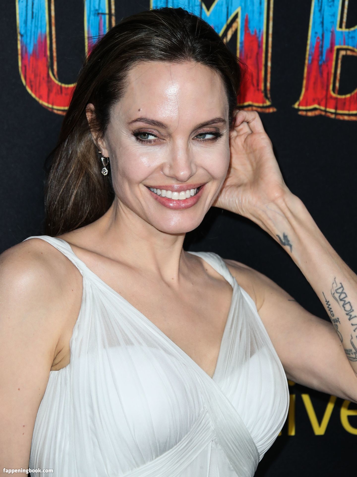 Angelina Jolie Nude