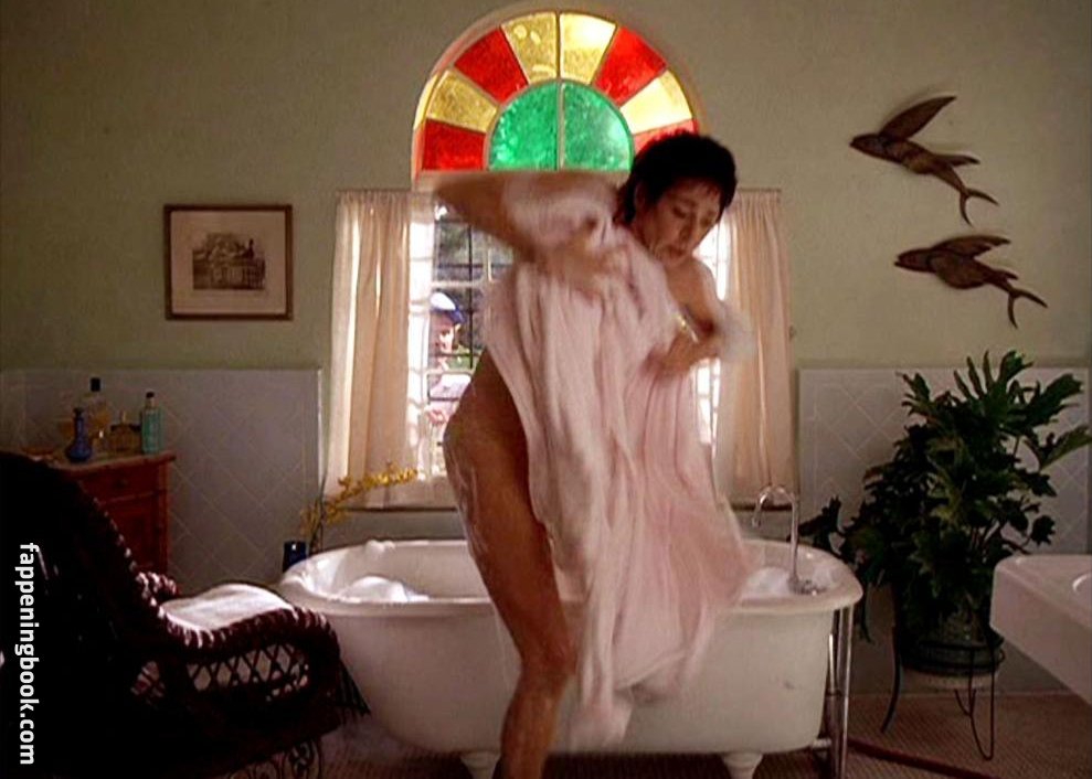 Anjelica Huston Nude, The Fappening - Photo #38397 - FappeningBook.