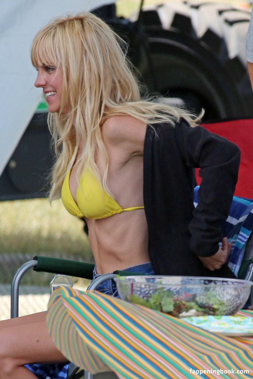 Fappening the anna faris