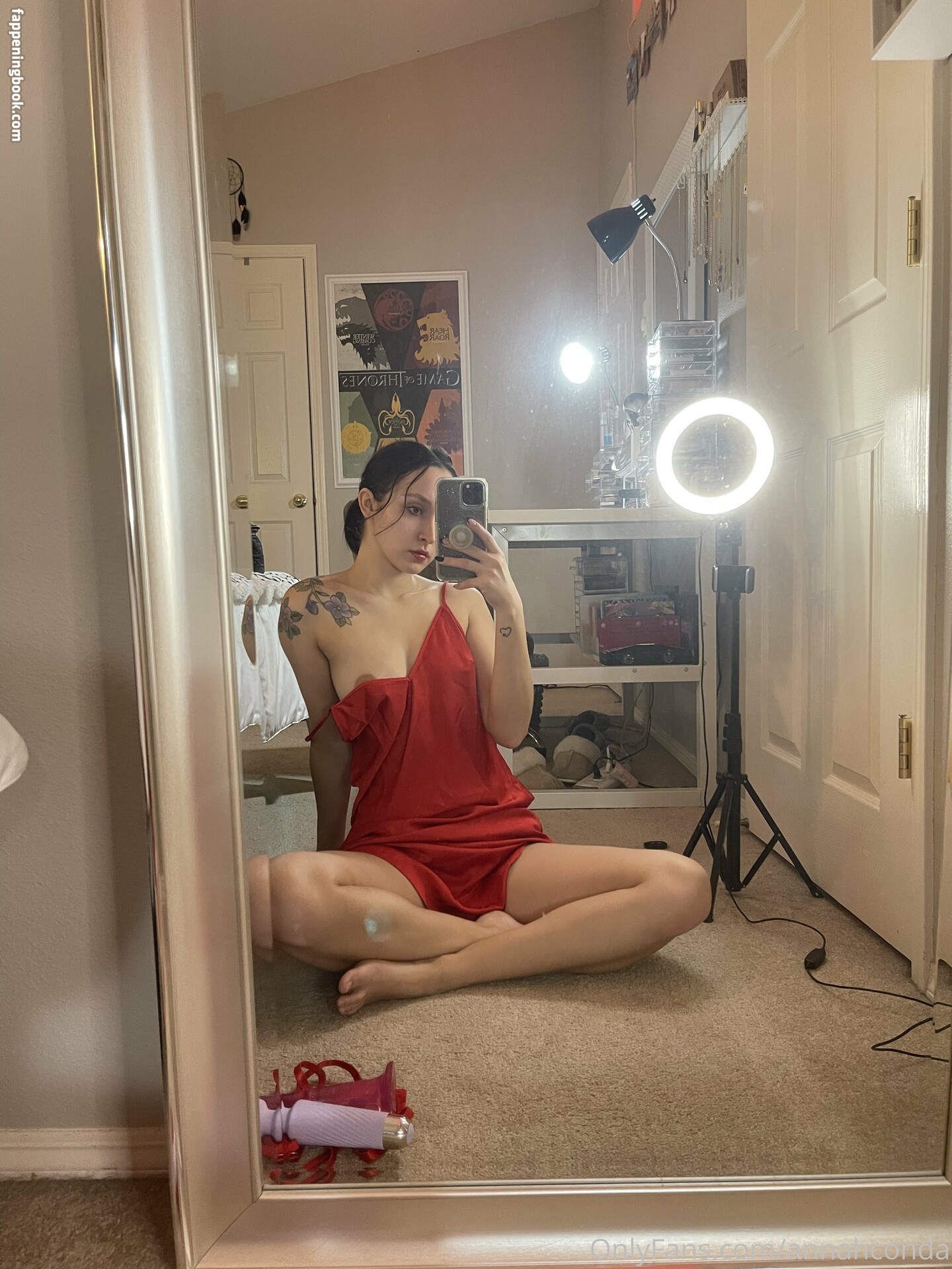 annahconda Nude OnlyFans Leaks